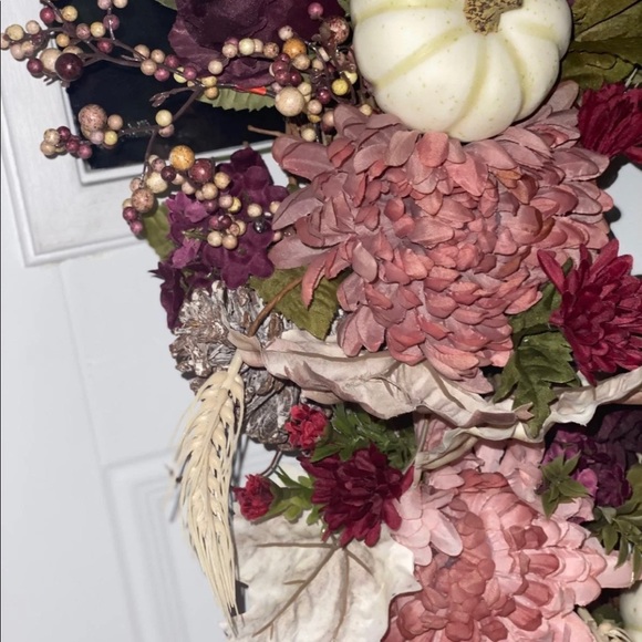 Handmade Wreath - Picture 5 of 6